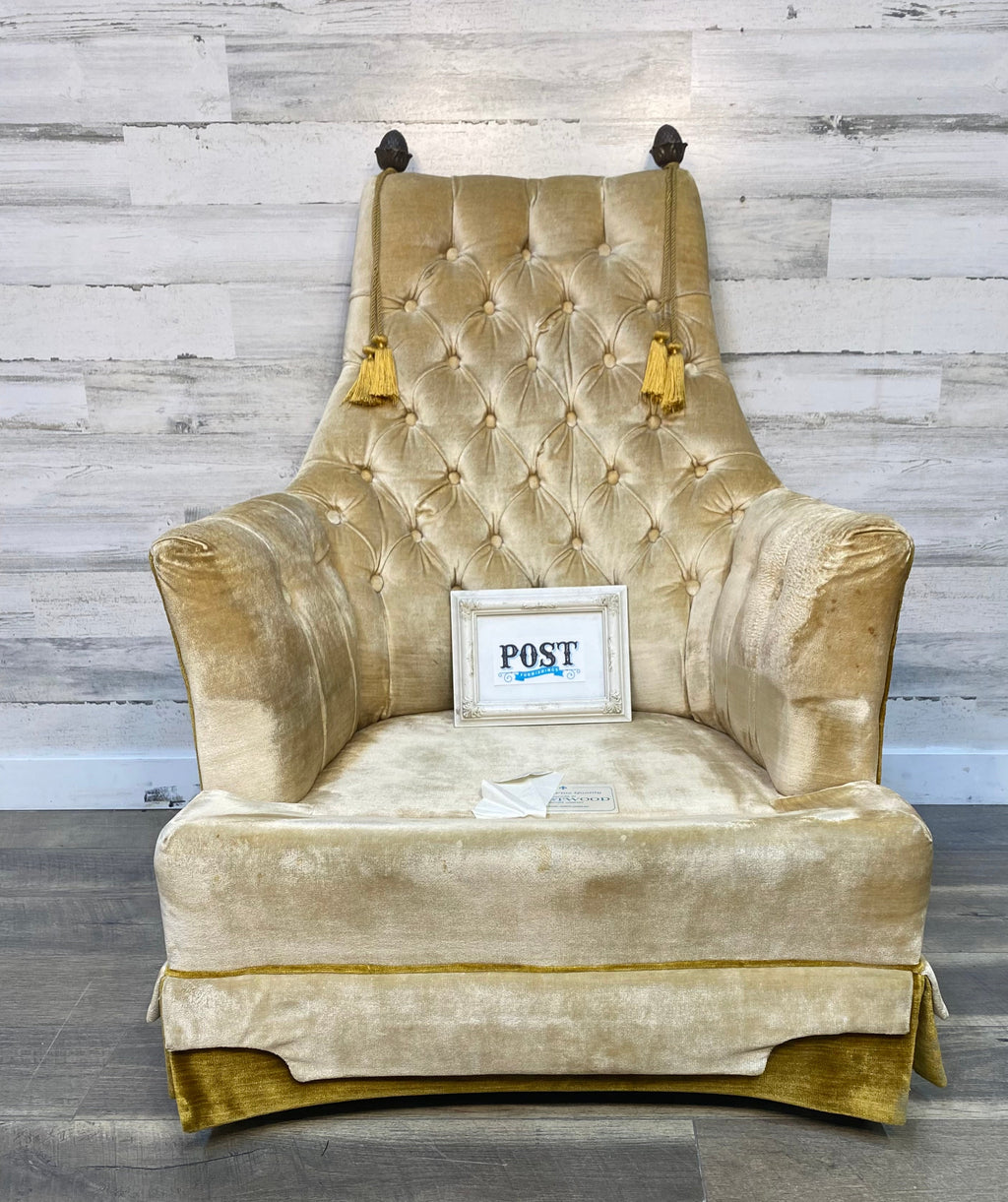 Vintage Crestwood Hollywood Regency Chair